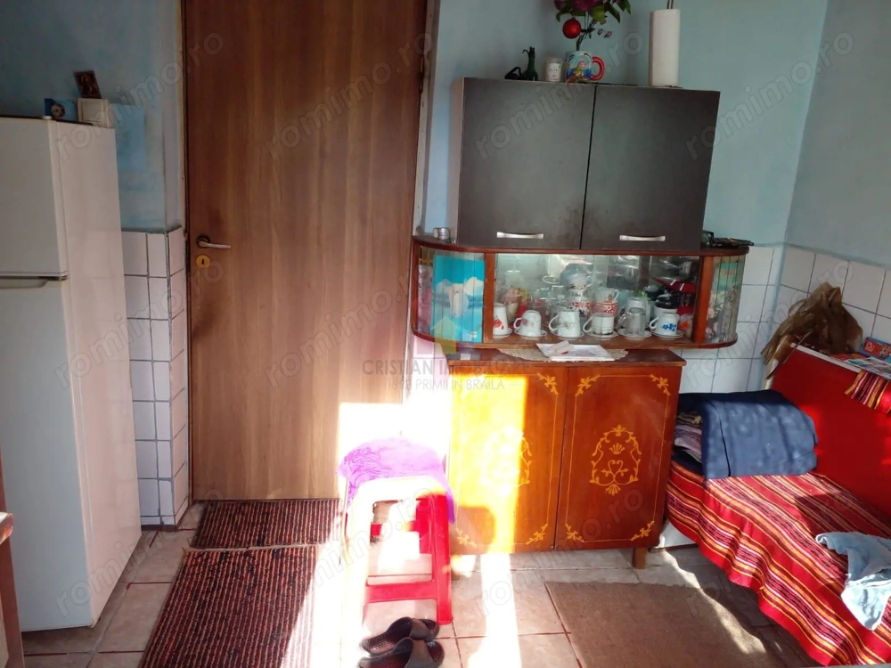 Casa zona centrala- Jumbo  2 camere, toate utilitatile