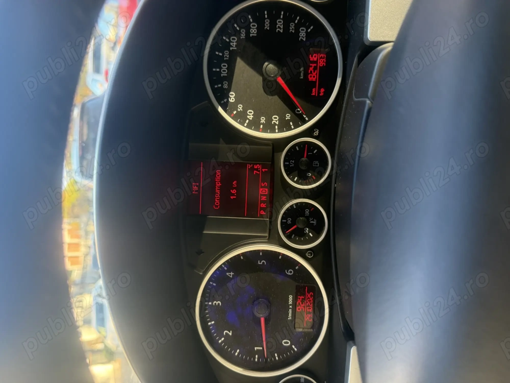 Vând WV Touareg 2009