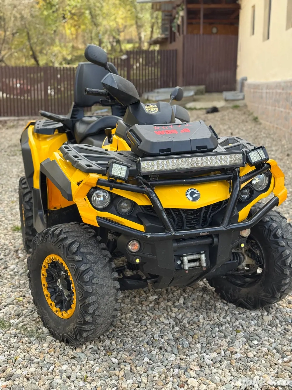 Can Am Bombardier 650 Max XT, nr negru Politie