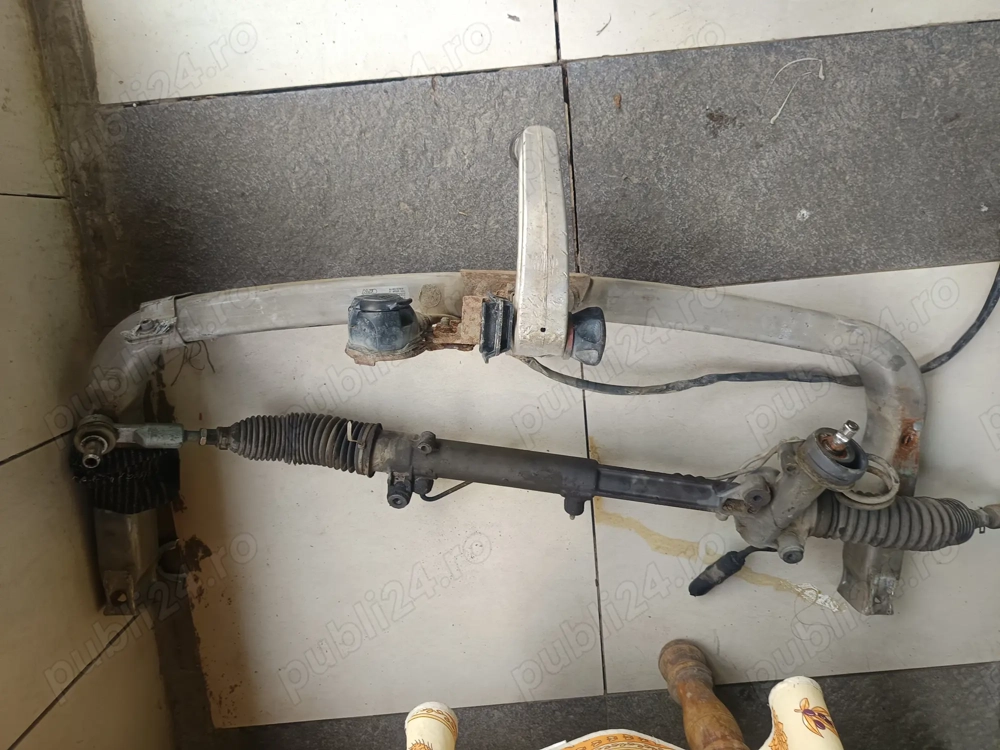 Vând piese Audi A4 B6 25.si caroserie și motor 