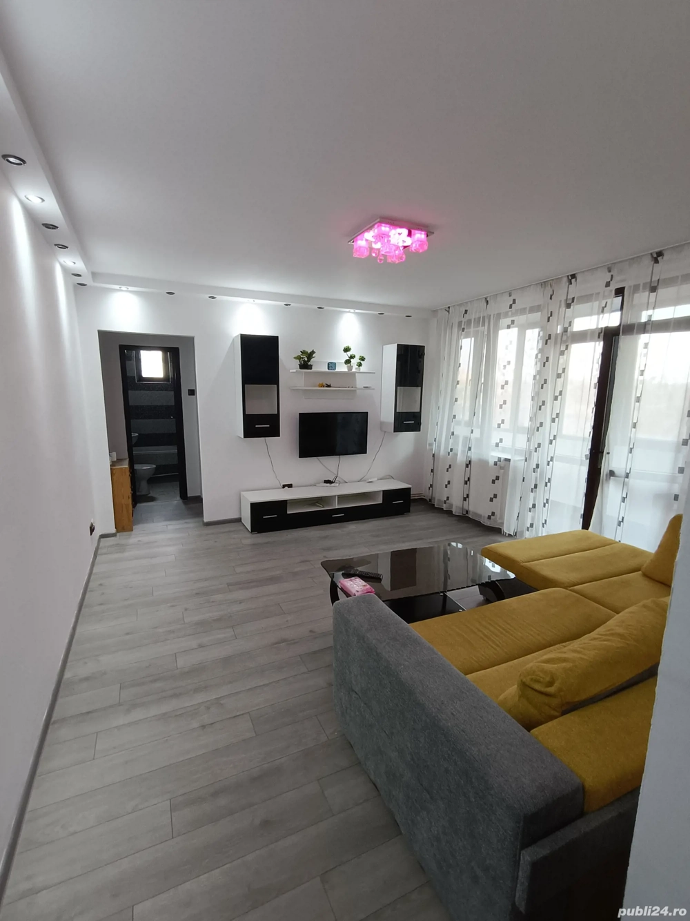 Închiriez ap 2 cam gara de nord