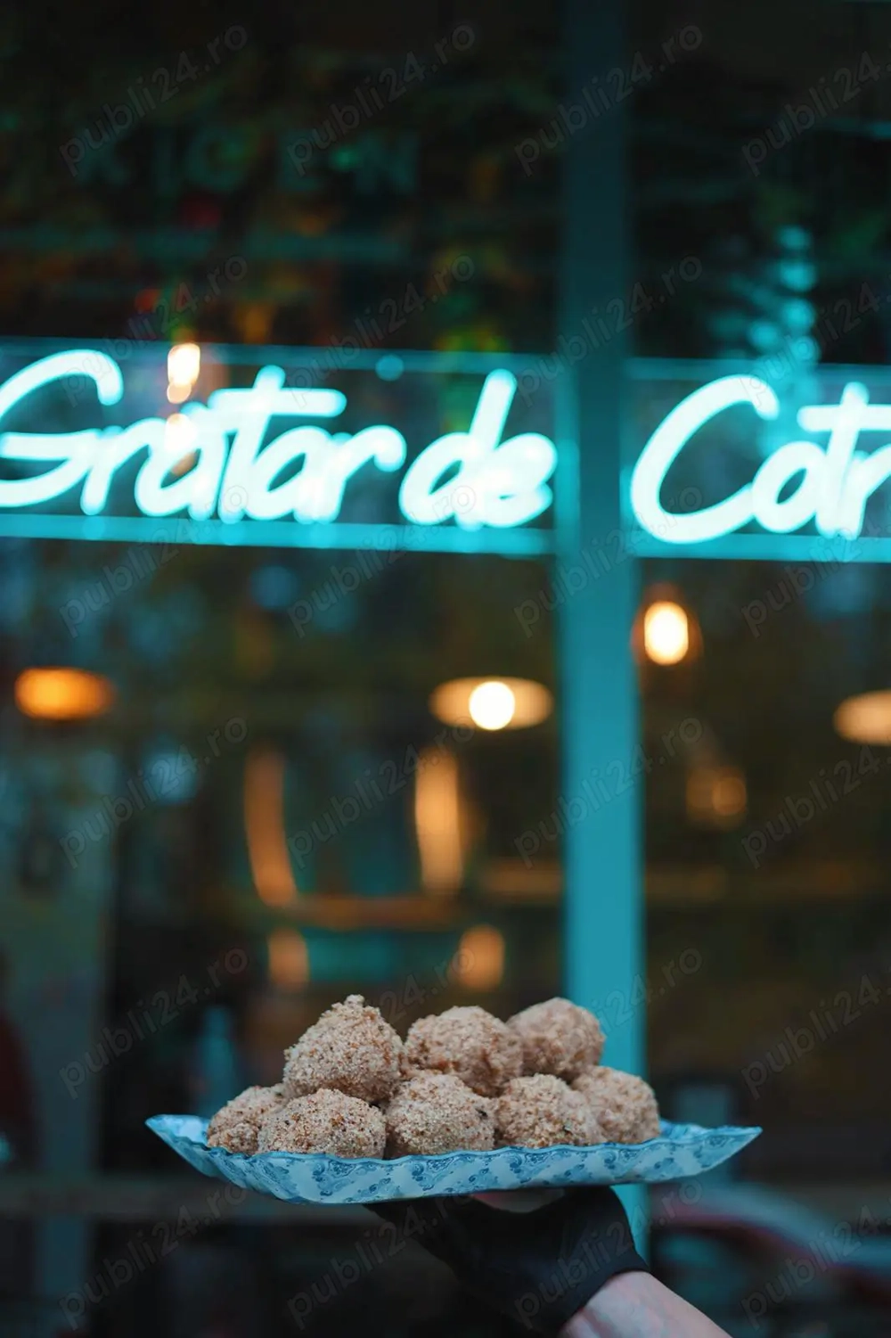 Angajam Casieră pentru locatie în Cotroceni 