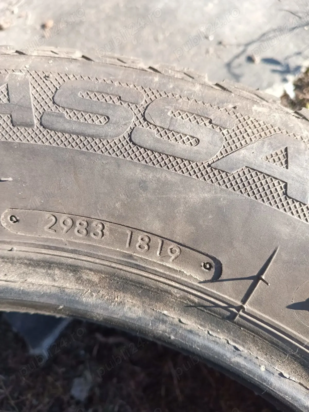 Vand anvelope de iarna 150 de lei