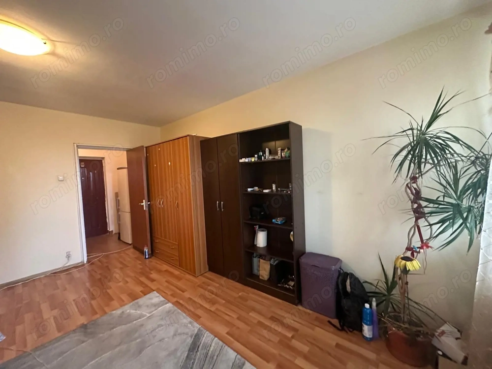 Garsoniera Metrou Aparatorii Patriei- OCAZIE.