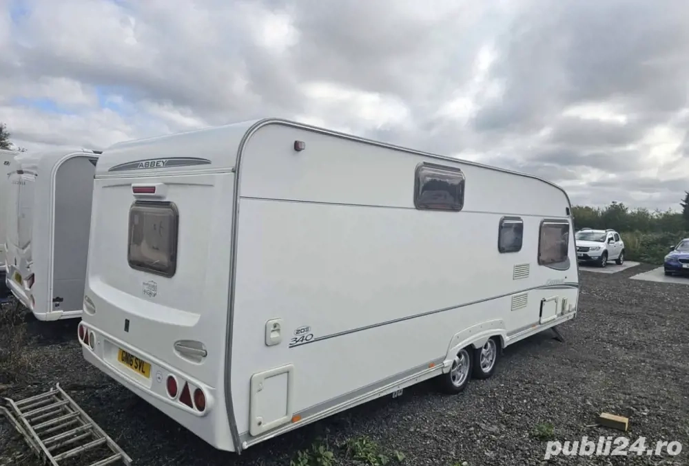 Vând rulotă Abbey cardinal 340 cu 5 zone de dormit