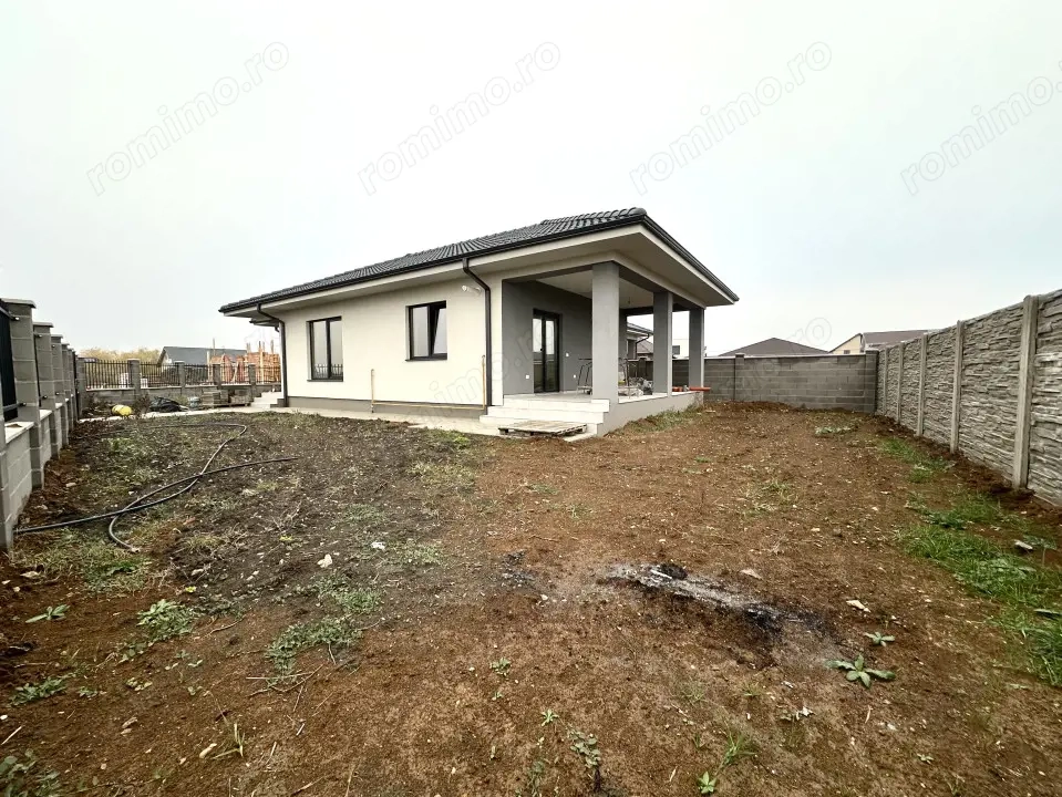Duplex elegant 3 camere, 82 mp utili, 375 mp teren - Sanandrei
