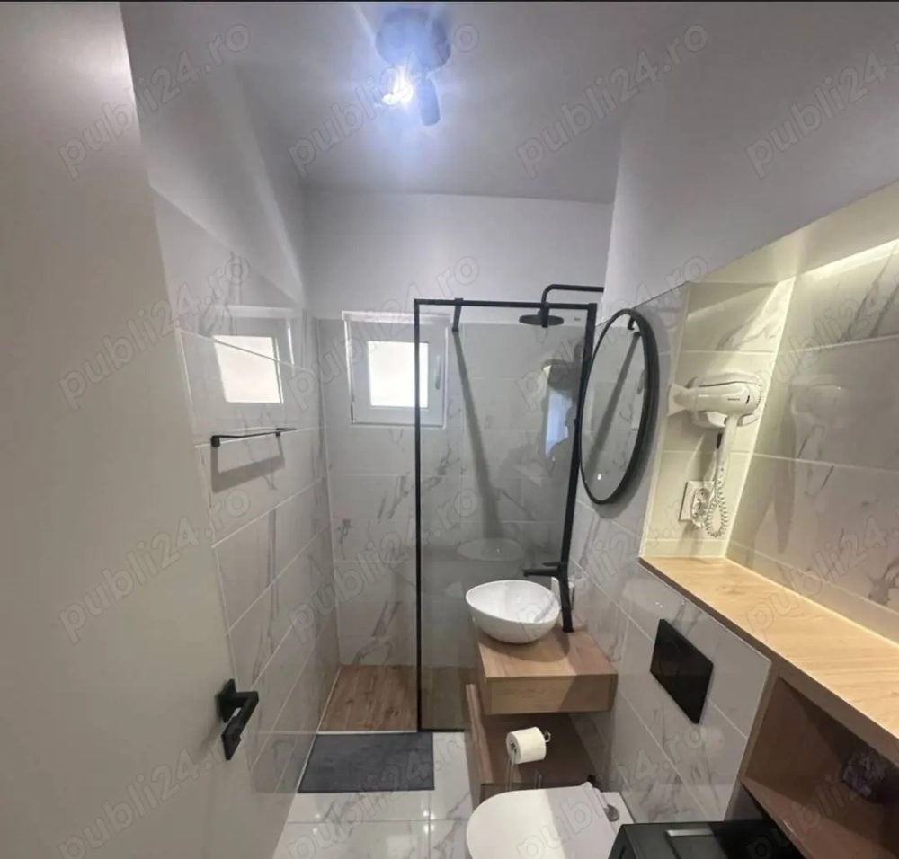 Regim hotelier craiova  250Lei