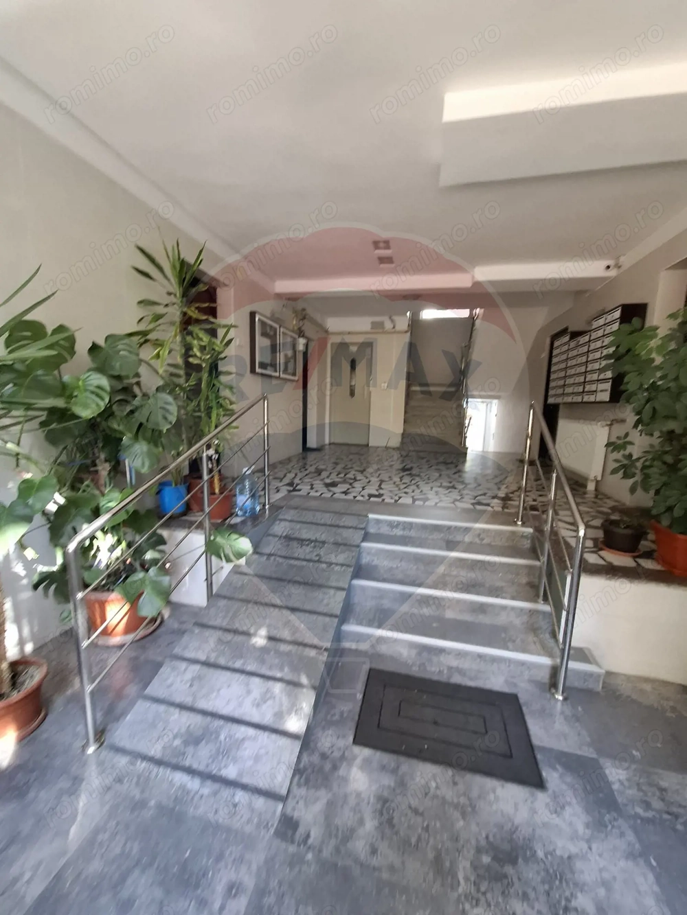 Apartament cu 1 camera de vânzare în zona Colentina