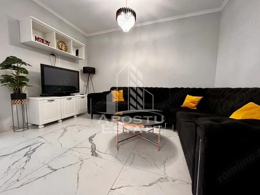 Triplex deosebit cu 3 camere de vanzare, zona Eso, Giroc