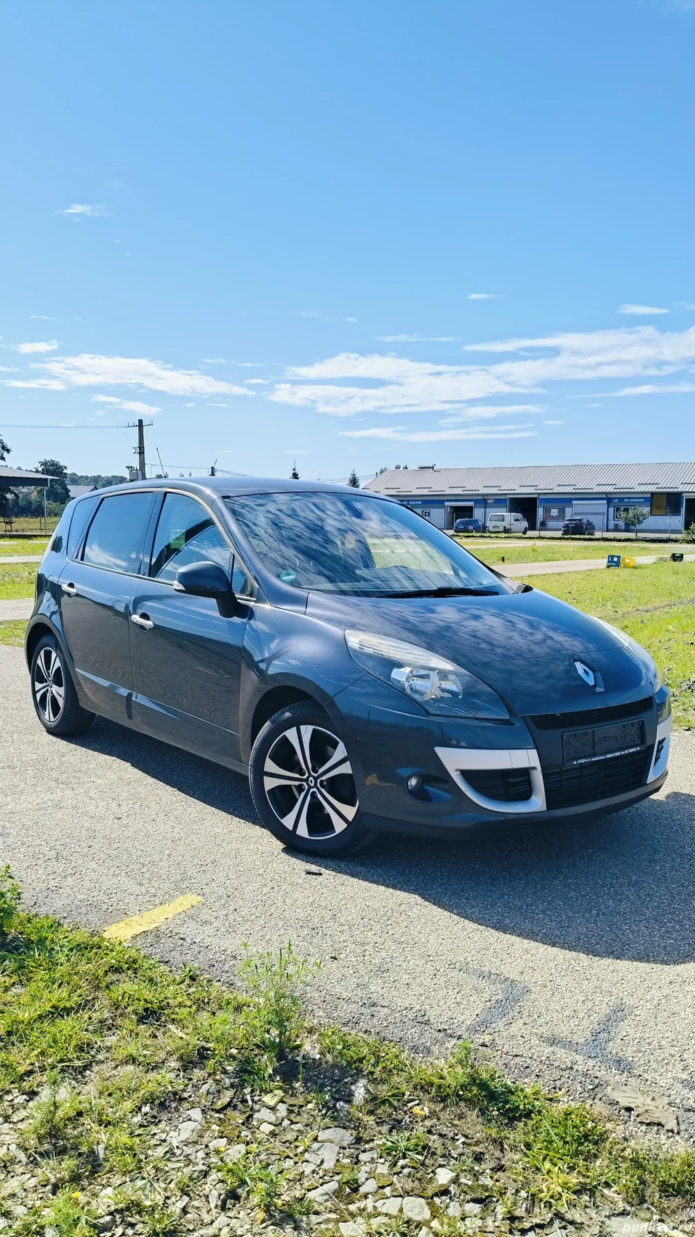 vând Renault Scenic 3 Dynamiqe Edition 1.5 dci 110 cp euro 5 an 2010 