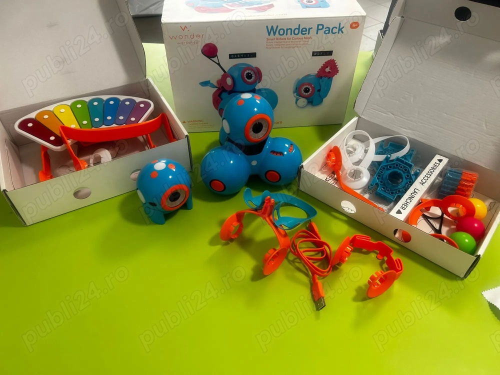 Set doi roboți Dash și Dot, plus kit complet de accesorii