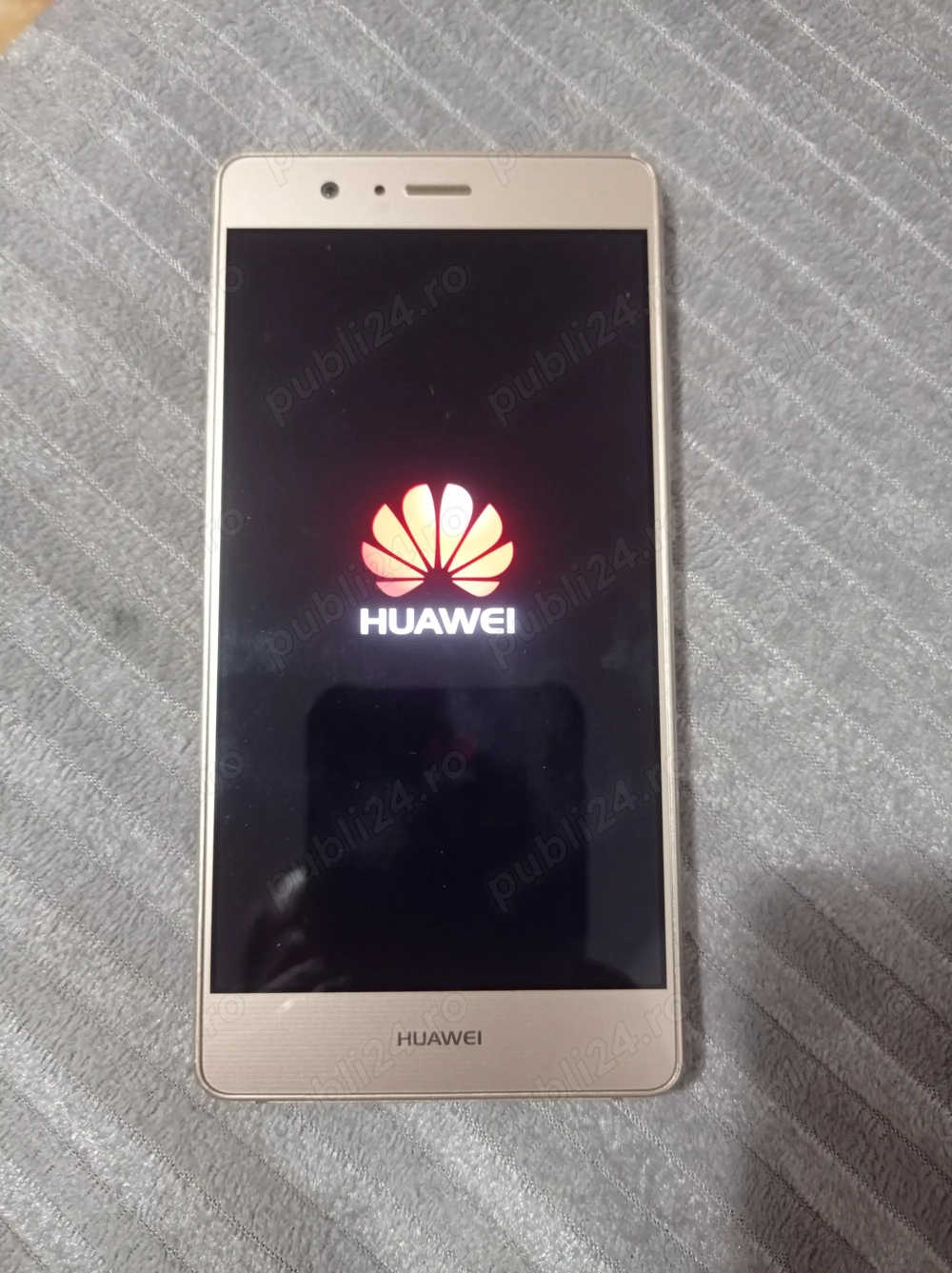 Telefon mobil Huawei P9 Lite, Dual Sim, 16GB, 4G, Gold . Pret-350 Lei.