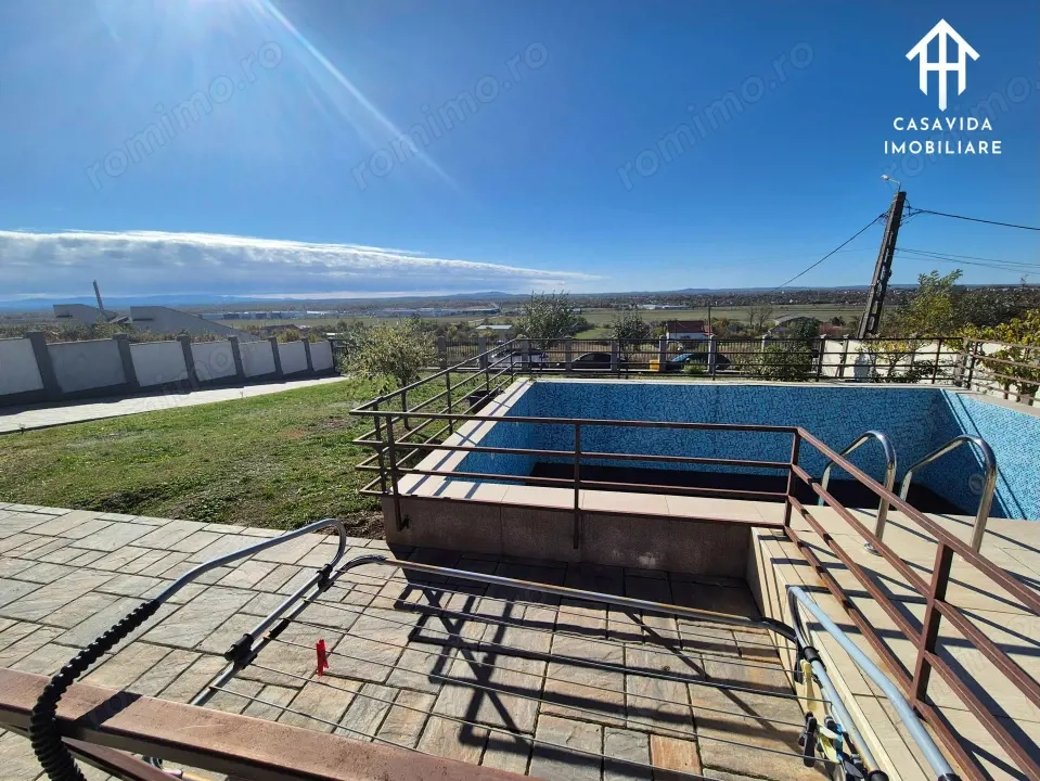 Casă modernă de vânzare în Lugoj, str. Fagilor