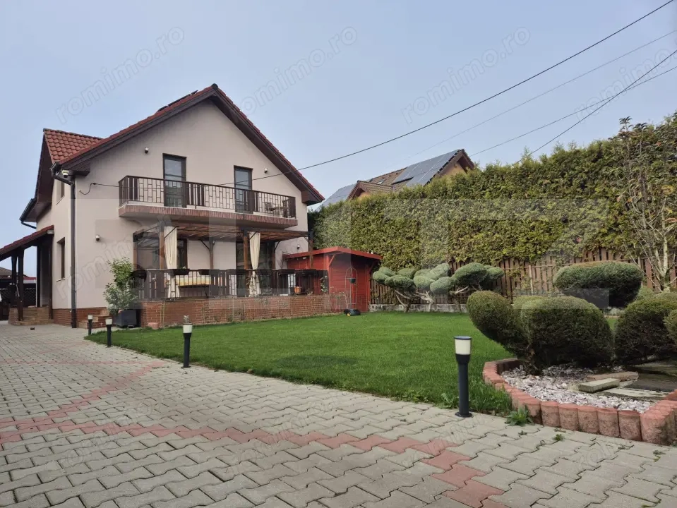 Vila superba de vanzare in Sangiorgiu, zona exclusivista