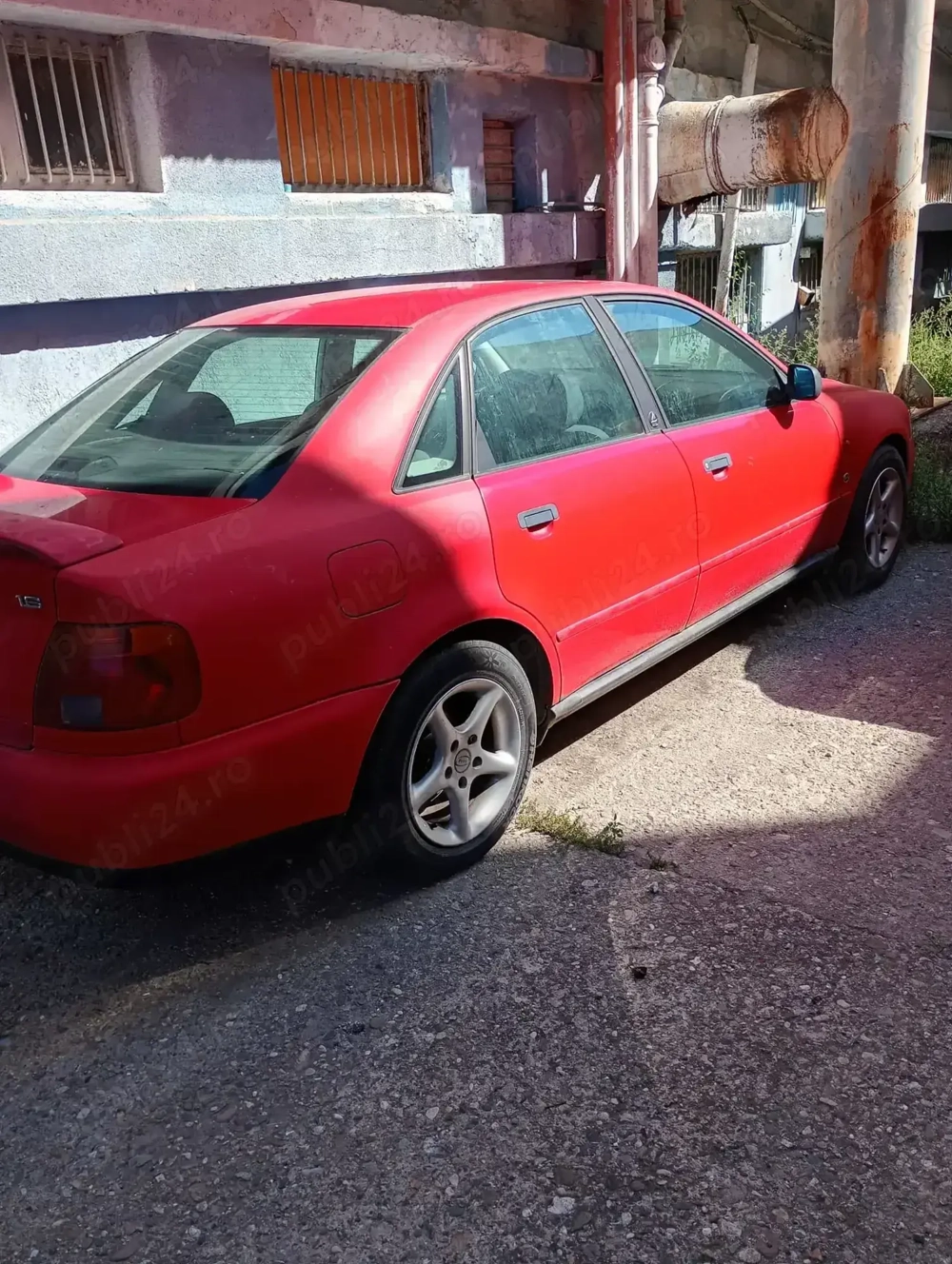 Vând urgent Audi A4