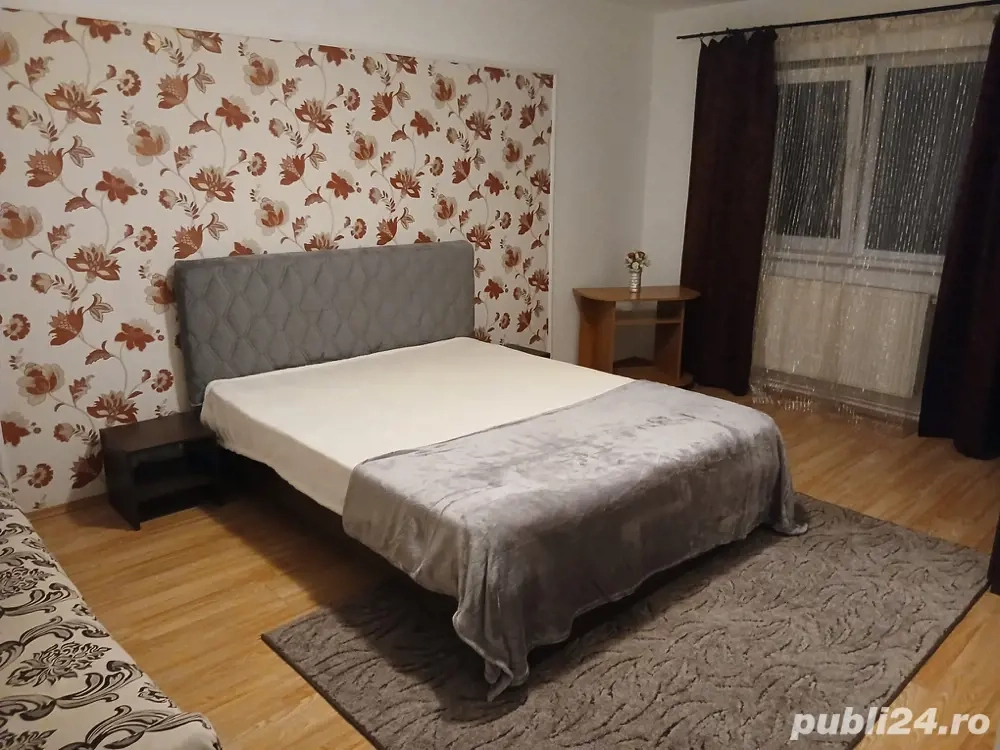 Vând apartament 2 camere Vasile Aaron 