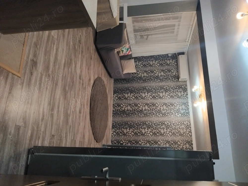 Inchiriez apartament,  2 camere, etaj 1, centrala proprie