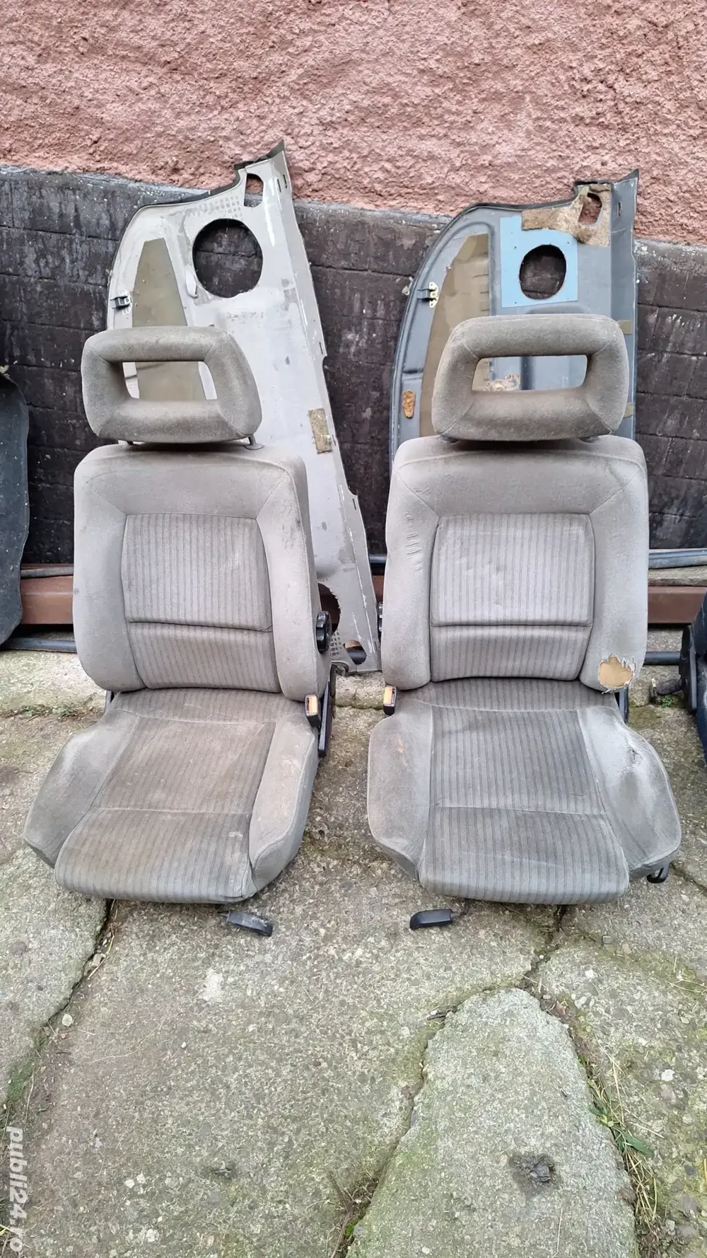 Piese Audi 80   0741631961