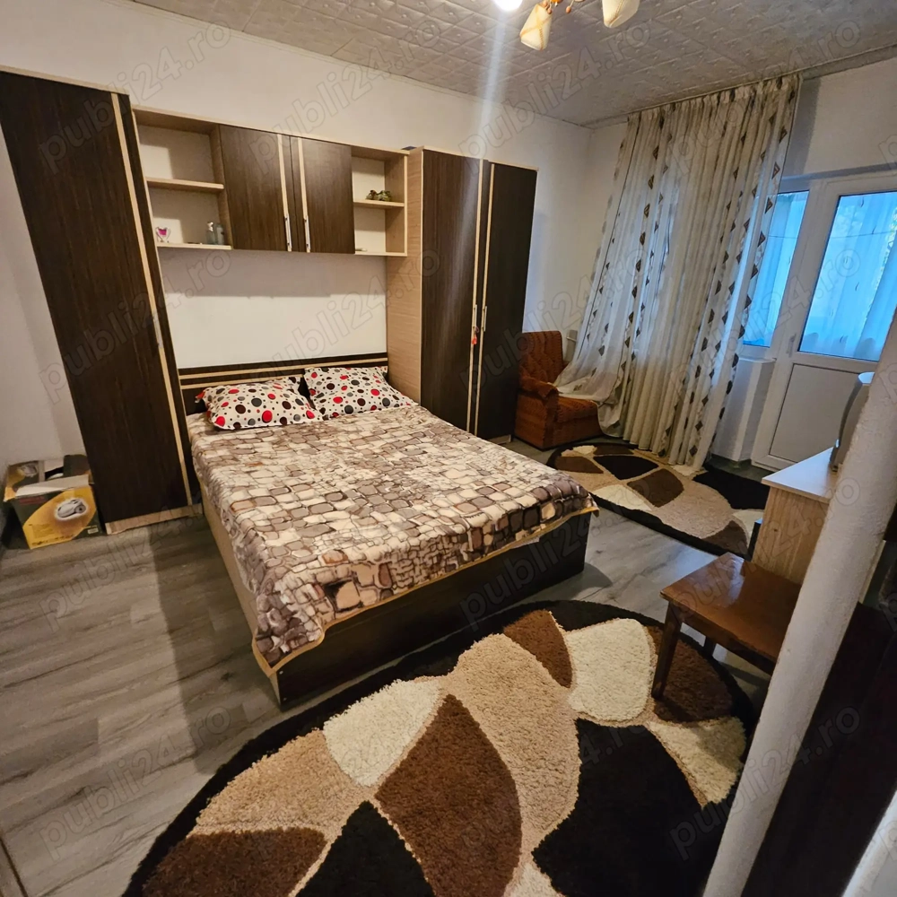 vand garsoniera crihala et.1