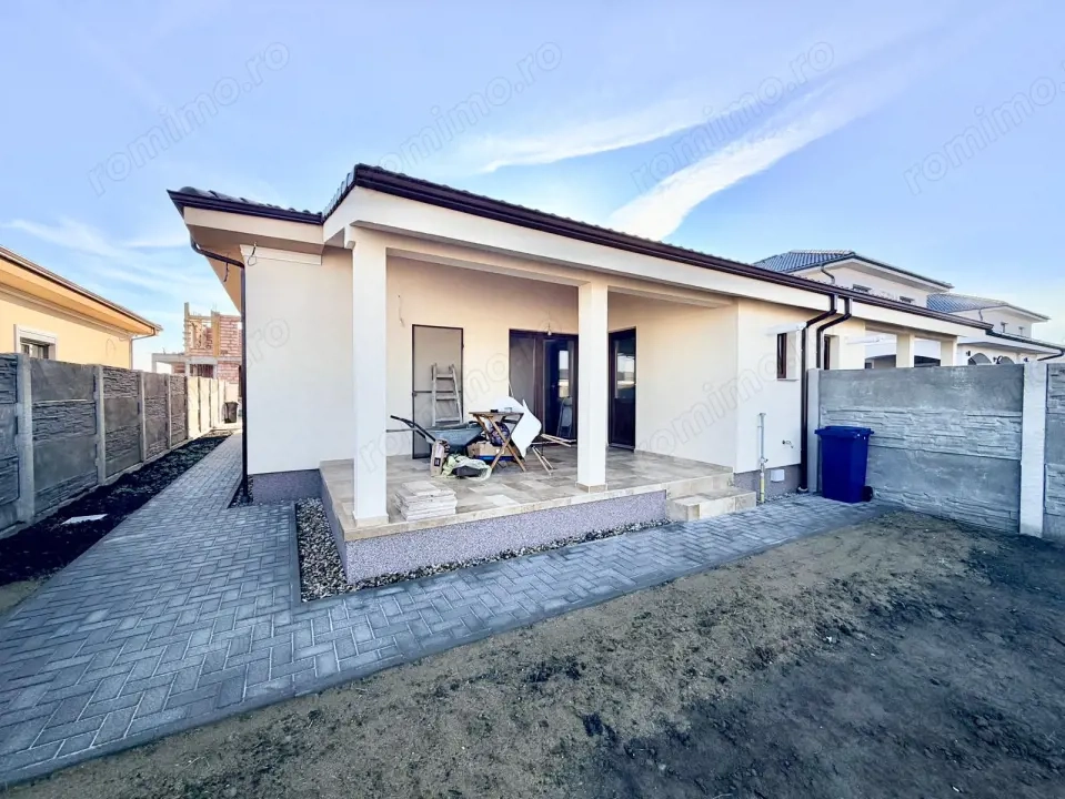 Duplex 3 camere si 381 mp teren - toate utilitatile - Mosnita