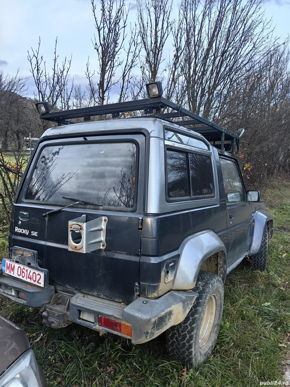 Vând Daihatsu Rocky 2.5