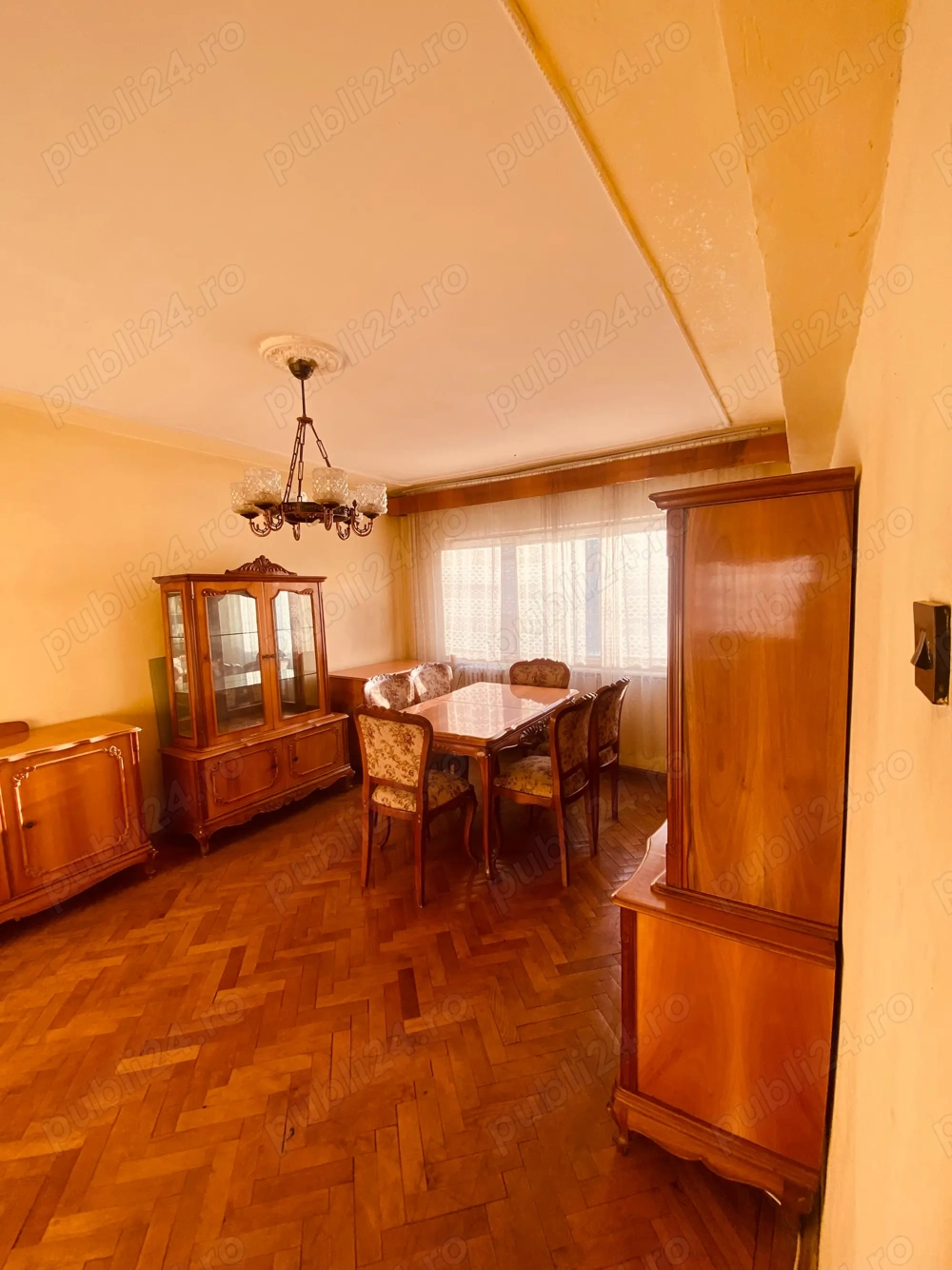 Apartament 3 camere inclusiv Garaj - 3 camere in Bărbateni decomandat Etaj 1 - Lupeni HD