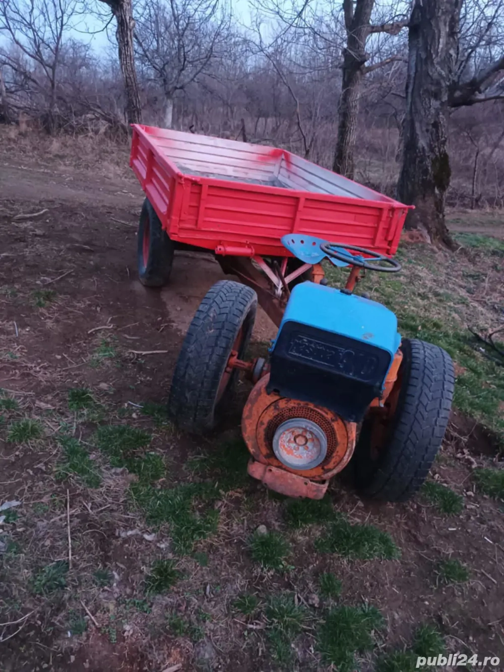 Vand motocultor Pasquali 18,5 CP, cu remorca.