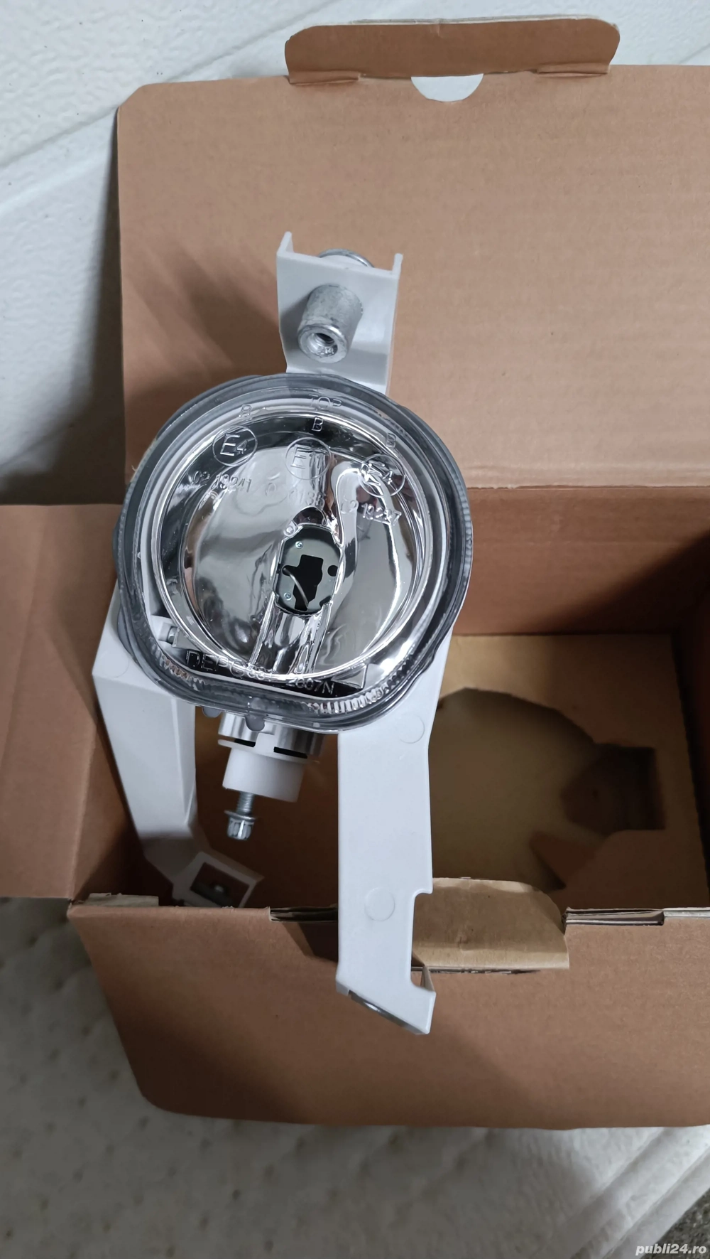 Proiector ceata Lancia Y 96