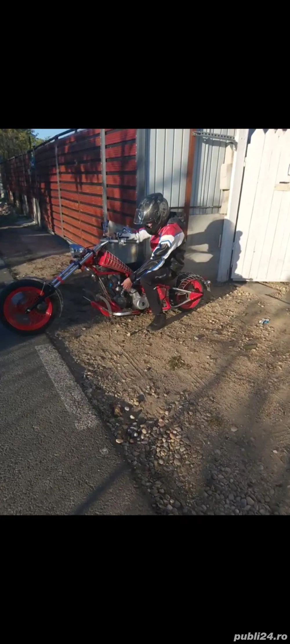 mini chopper si echipament protectie