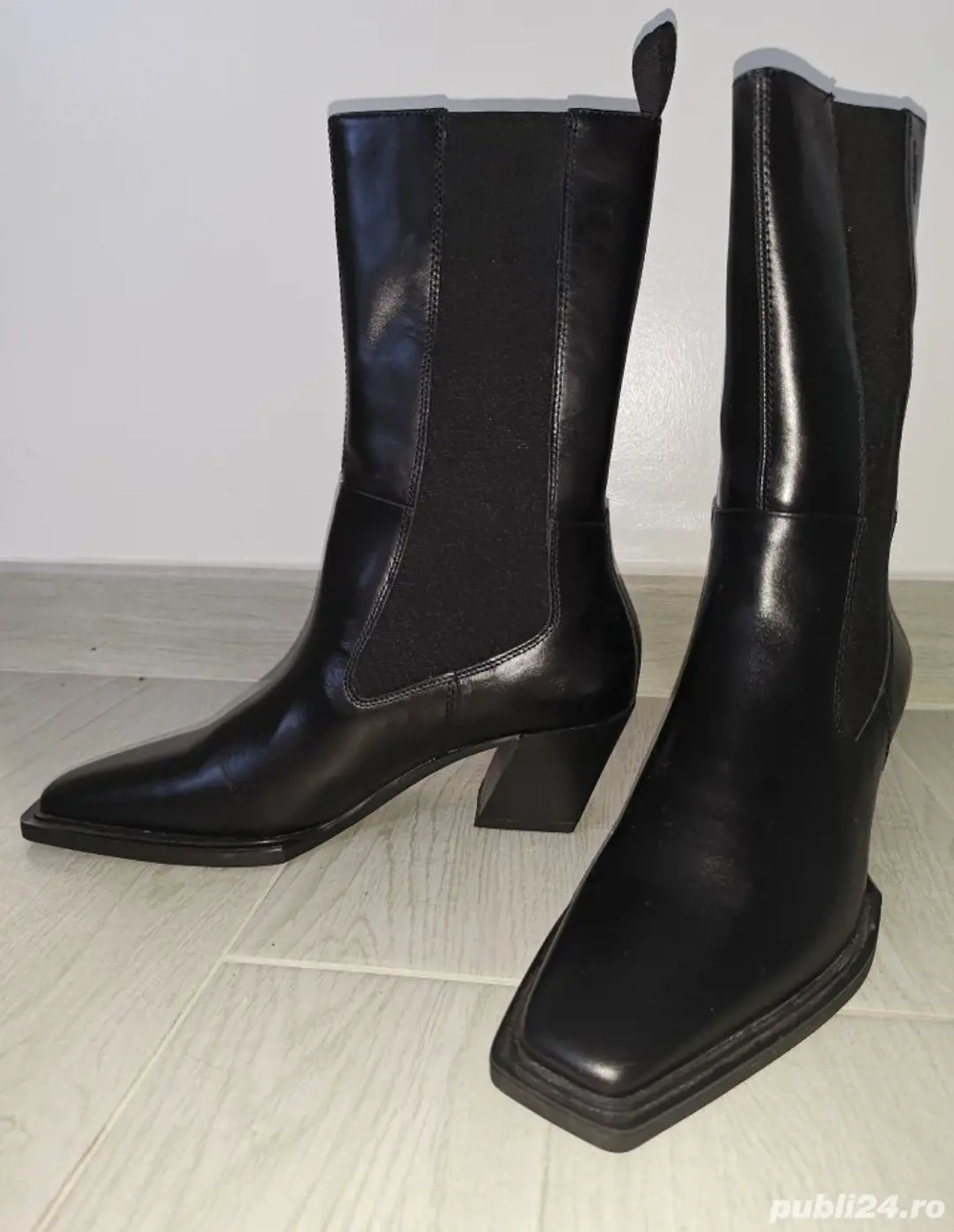 Vând Botine Vagabond măr. 39