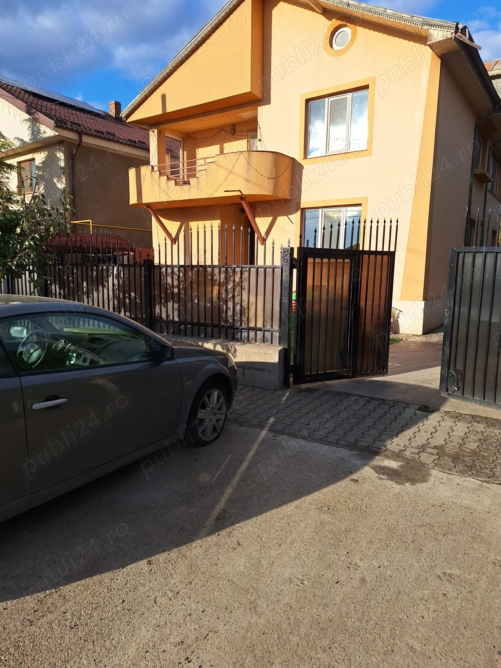 Vând vilă in com Câmpineanca, la 600 m de Focsani.