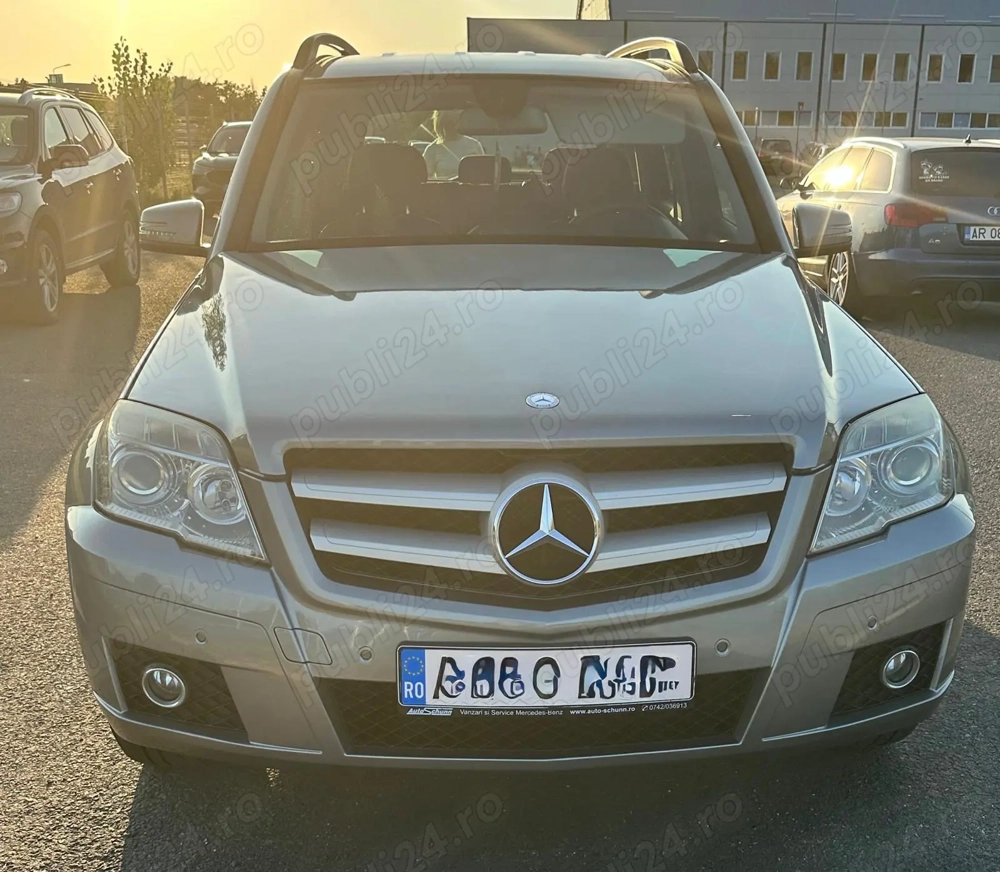 Vând Mercedes Benz GLK 220 4MATIC