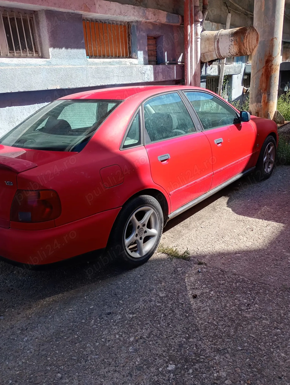 Vând  urgent Audi A4 !!!!!