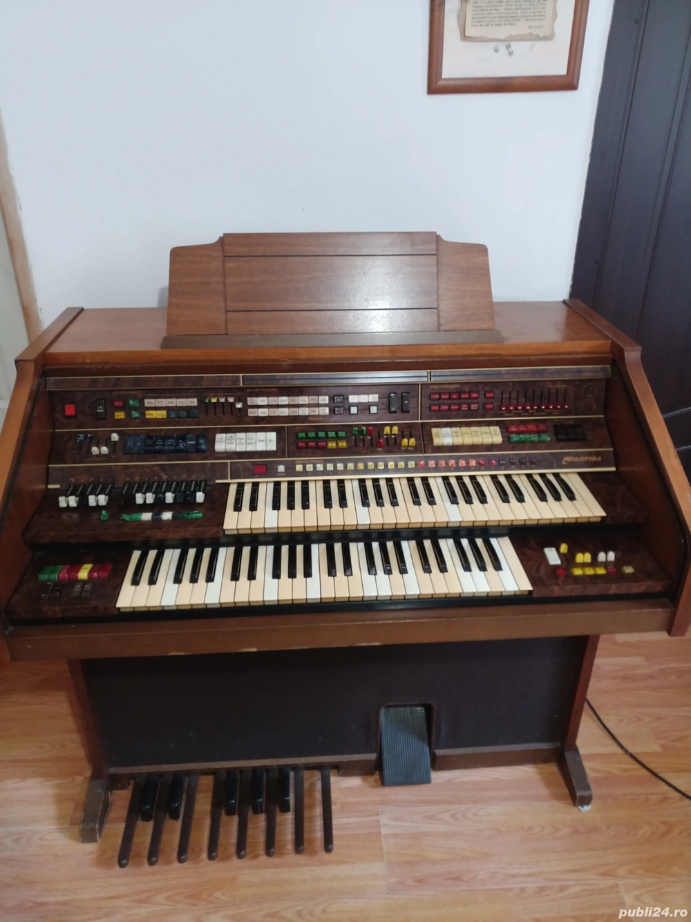 Orga Farfisa Pergamon 