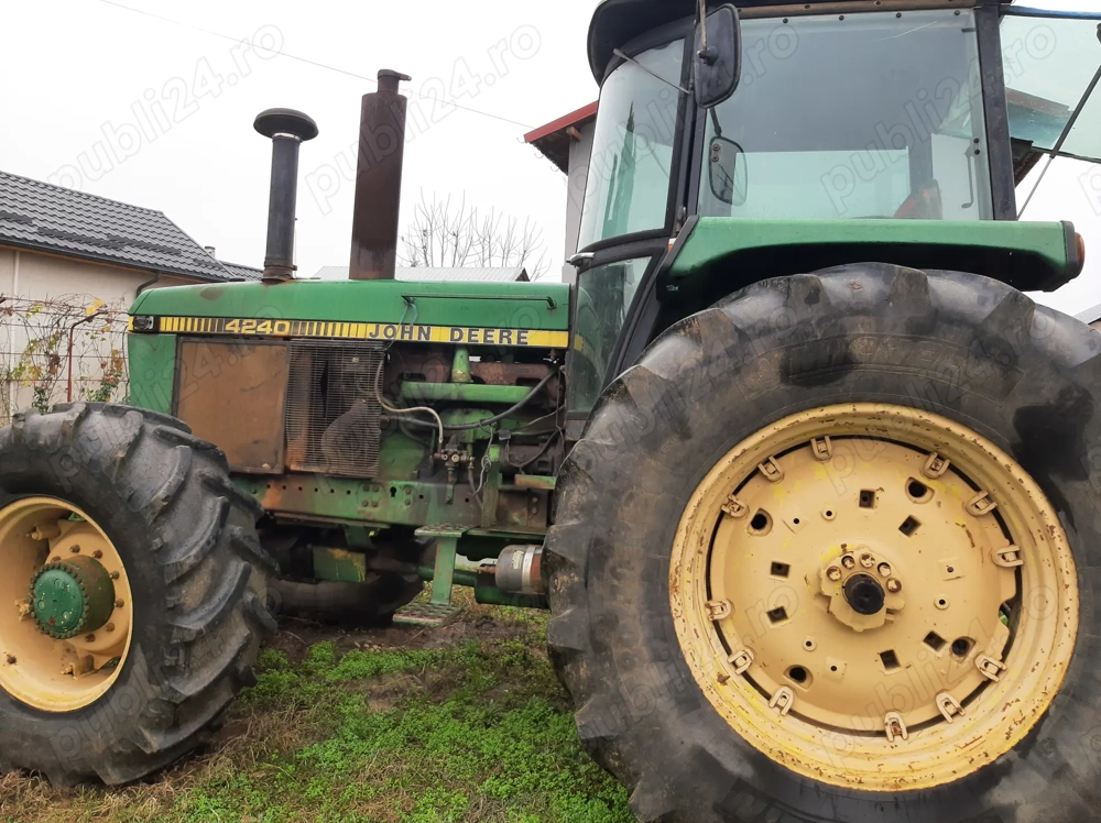 Tracor John Deere4240