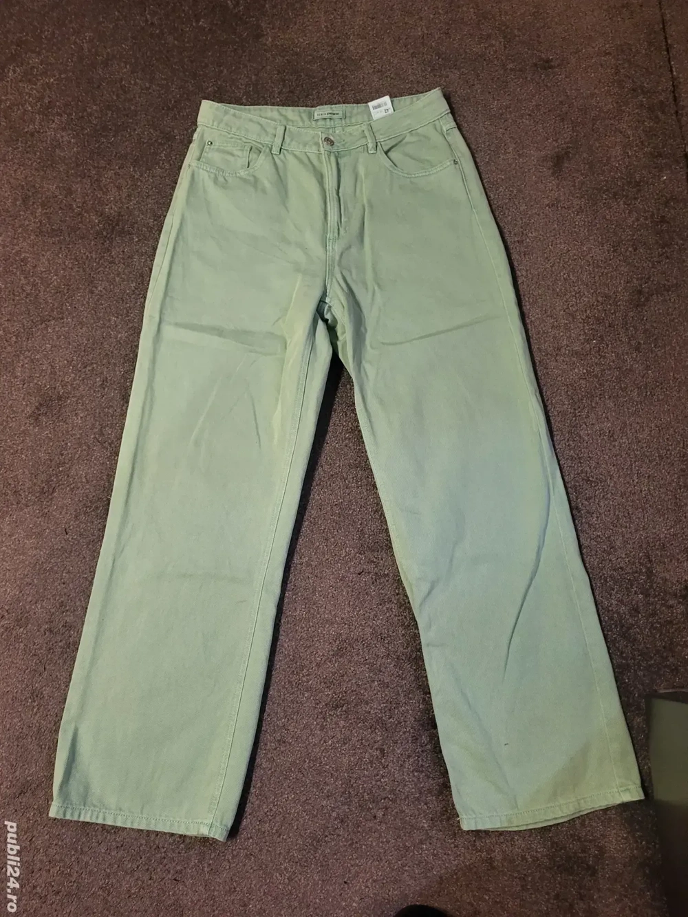 Blugi baggy de femei