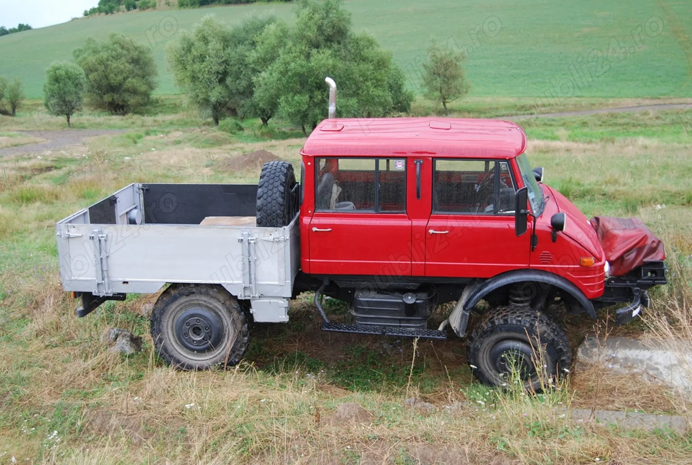 Mercedes UNIMOG DOKA 416 vehicul istoric