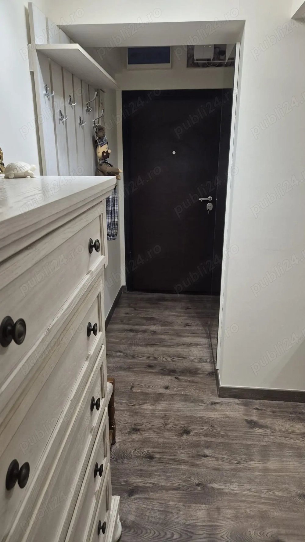 Apartament cu 2 camere, 2 bai si 2 terase in aproierea Aviatiei cu loc parcare. (Exclus agentii)