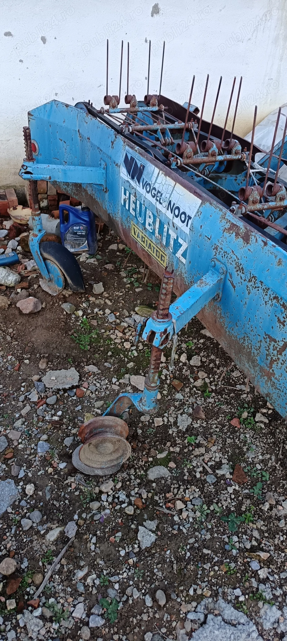 Ofer greblă de fin pentru piese 