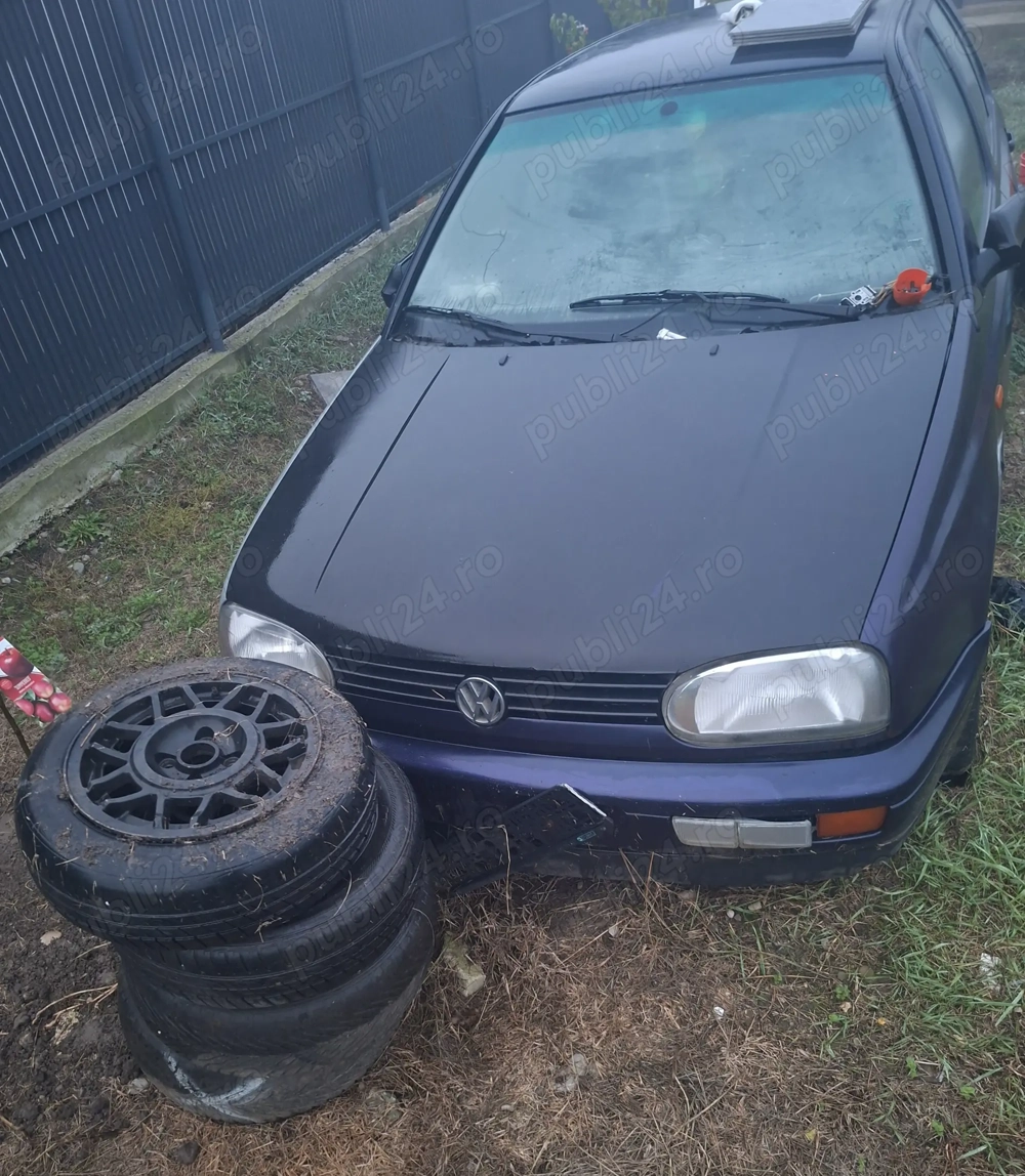 Dezmembrez vw golf 3 