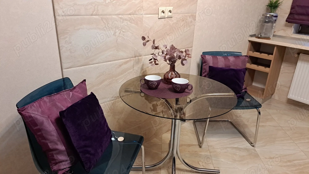 3 camere Apusului, 2 bai, centrala, parcare, 100 mp