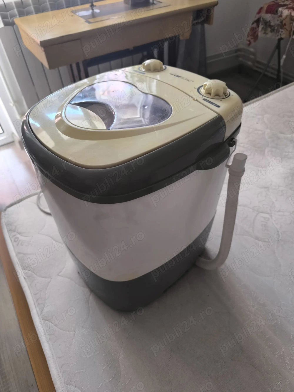 Mini mașină de spălat portabila