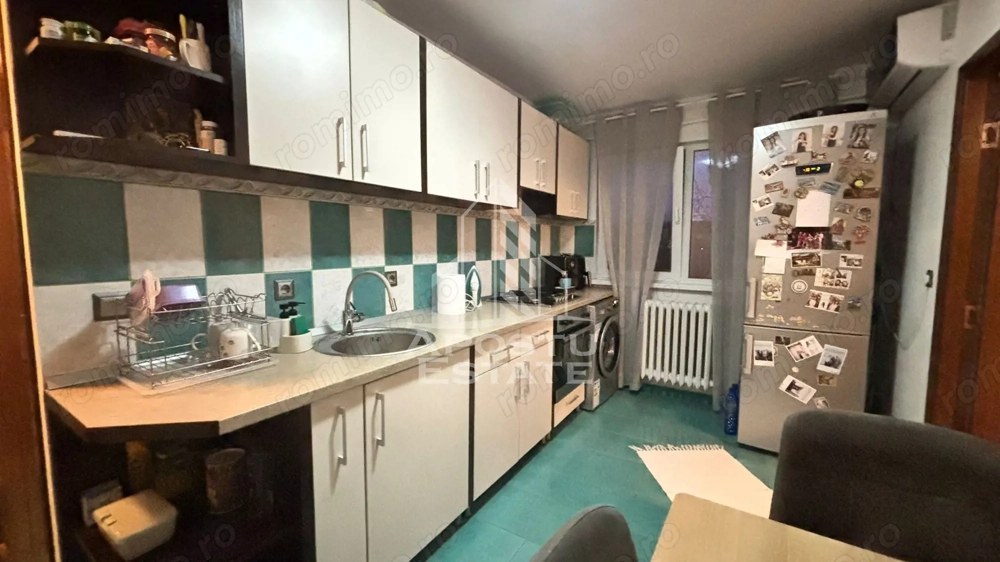 Apartament cu 3 camere complet renovate in zona Sagului