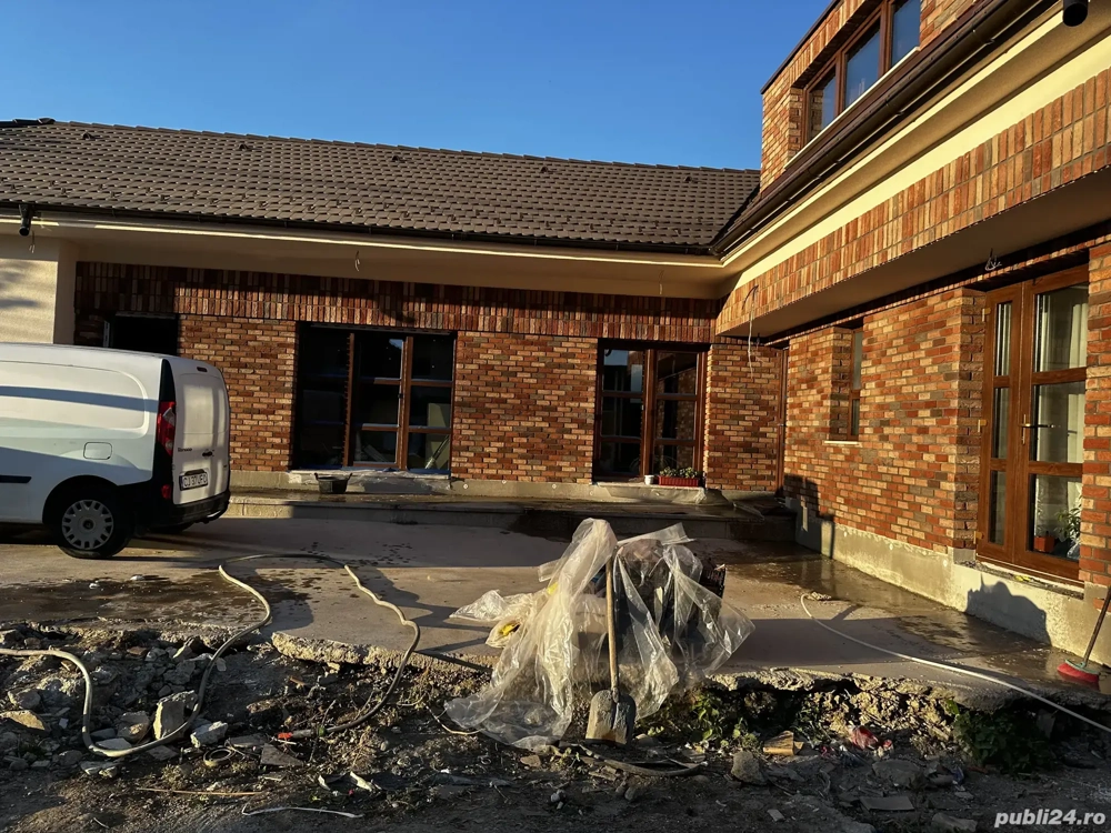 lucrari de amenajari interioare  exterioare