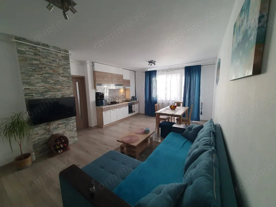 Apartament 2 camere la cheie, parcare, zona Vivo