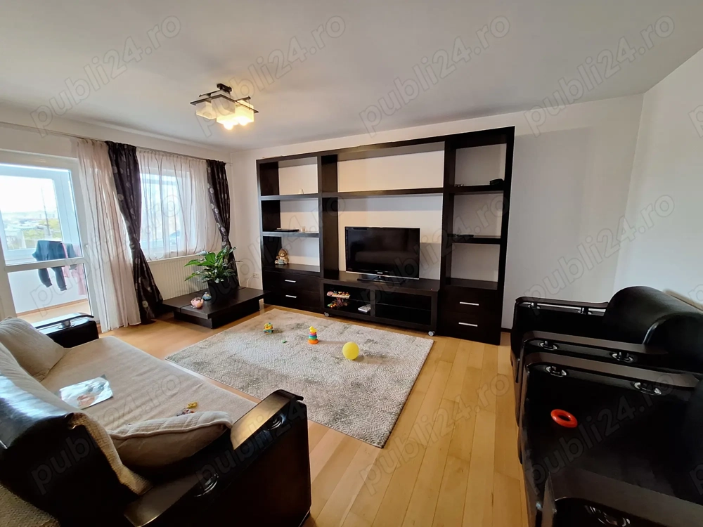 Apartament 2 camere decomandat, str.bradului-Bacau