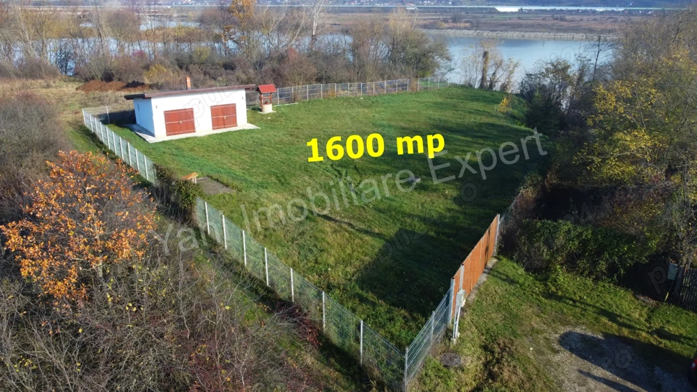 Teren cu ieșire la lac + anexă de vânzare în comuna Merișani, sat Vâlcelele, județ Argeș.