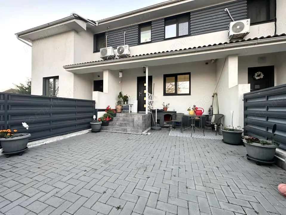 Triplex modern, 3 camere, 80 mp utili, mobilat - Sanandrei