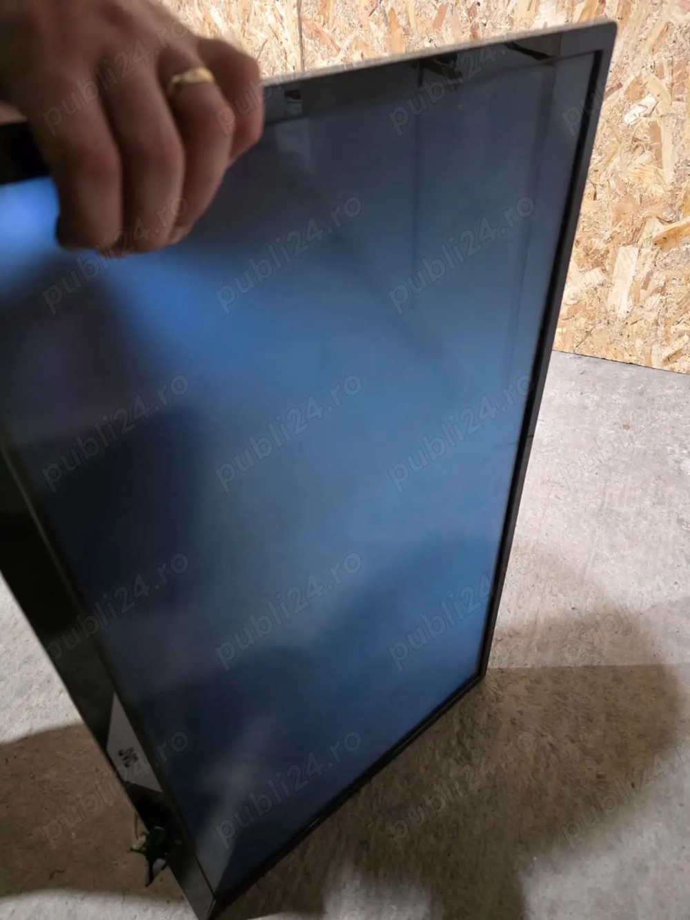 Dezmembrez tv JVC lt-32vh52k