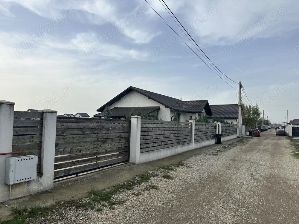 Casa de vanzare